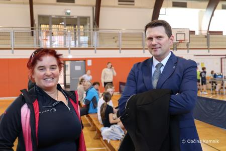 V veliki telovadnici na OŠ Marije Vere zdaj z odlično razsvetljavo (1)